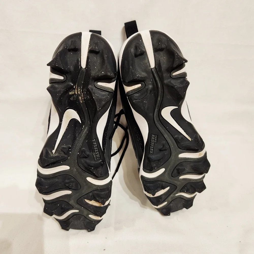 Nike‎ Alpha Youth Size 4.5Y Black Gray Cleats FQ4012-001